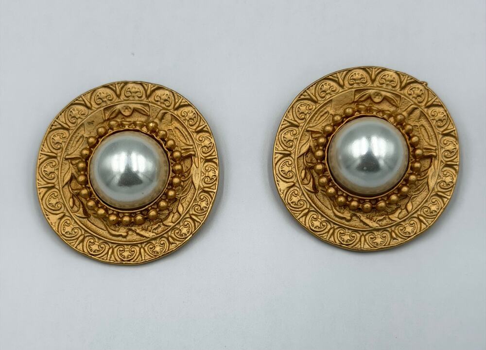 Vintage NANCY KATZ Gold Tone Faux Peral Fancy Designer Runway Shoe Clips